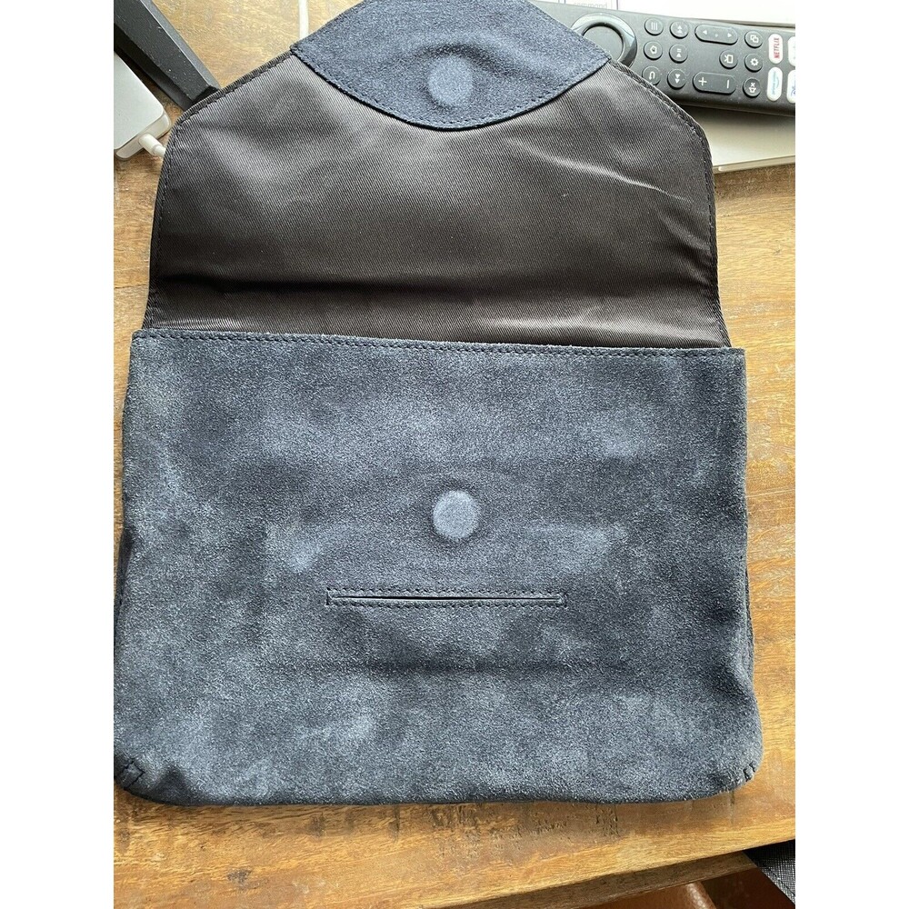 ASOS DESIGN suede tuck front clutch bag Purse Navy Blue - Picture 5 of 11